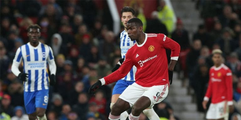 Paul Pogba Dipuji Selepas Memberikan Bajunya Kepada Penyokong Manchester United